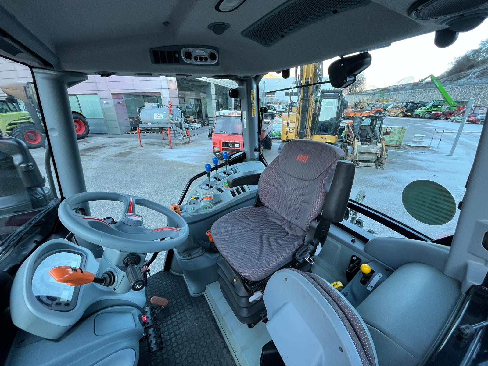 WhatsApp Image 2026-01-08 at 08.07.02 (12)