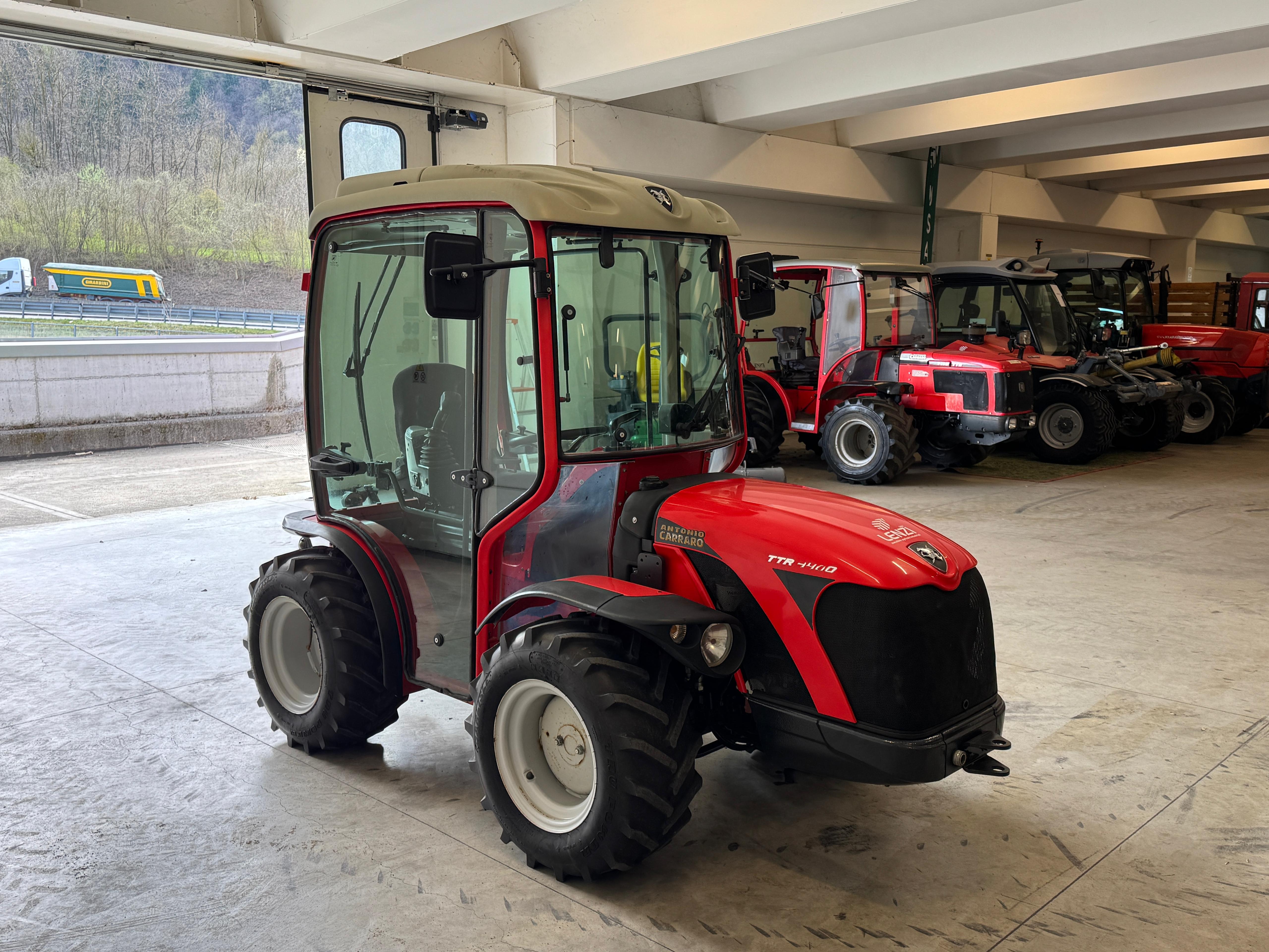 ANTONIO CARRRARO TTR 4400 (2)