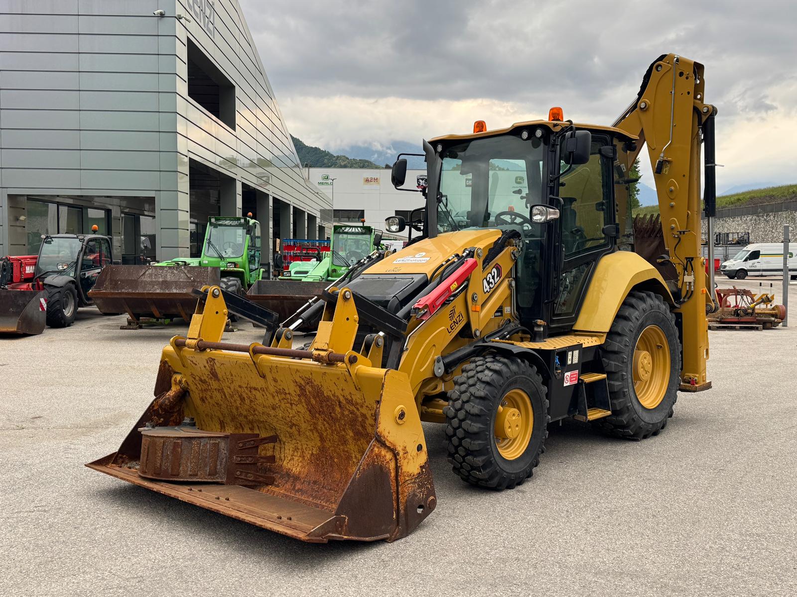 CAT 432 (7)
