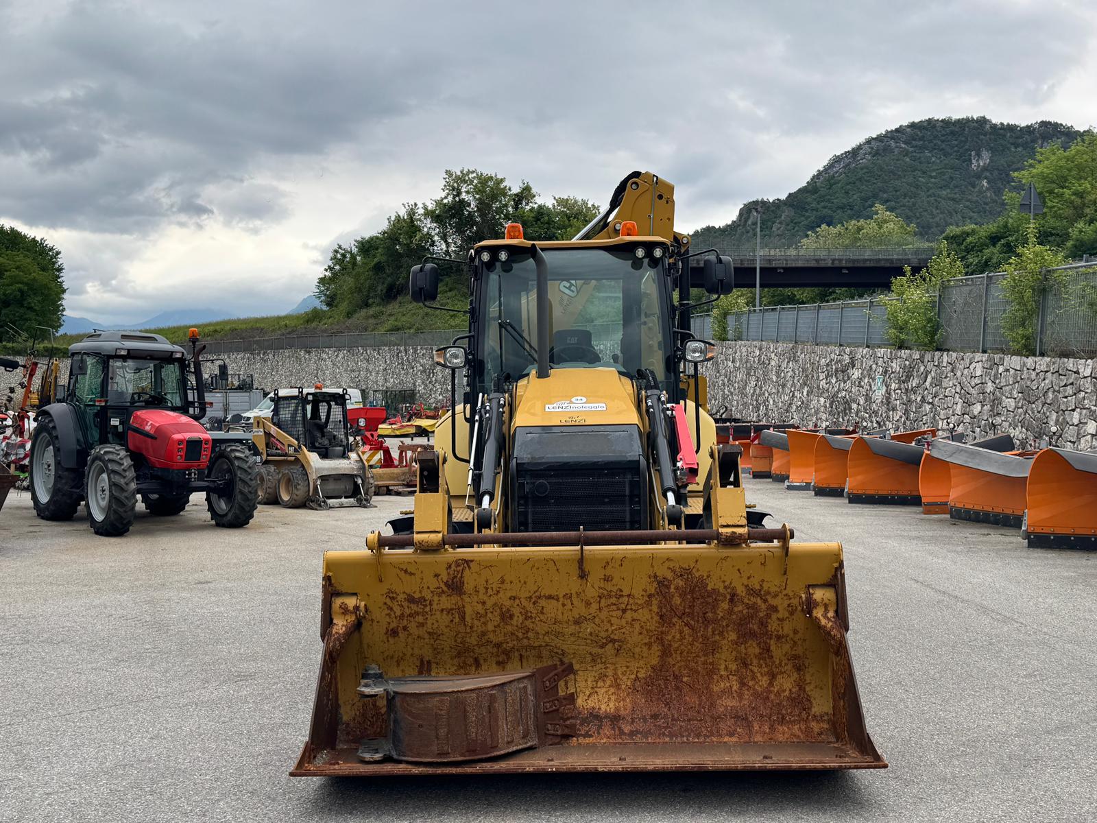CAT 432 (8)
